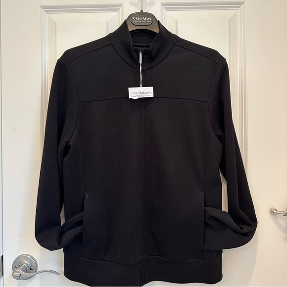 MaxMara Leisure Label-cut Black Outwear With Zipper Size: Medium US4/6 Spring - Picture 8 of 16